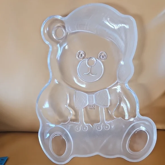 Clear Glass Teddy Bear Plate - Picture 3 of 4